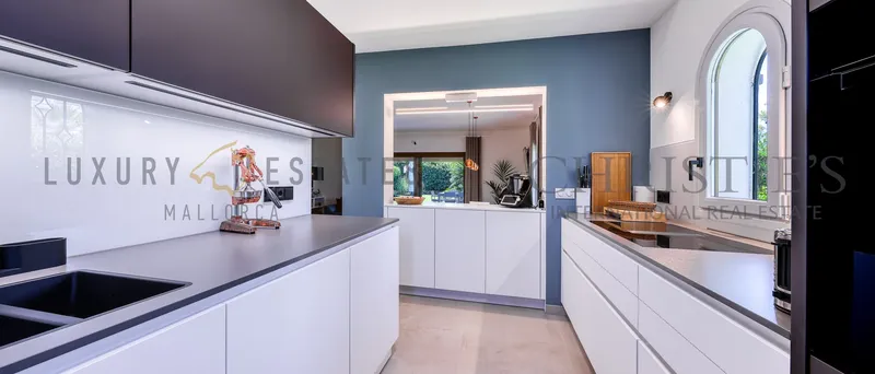 Renovated bungalow in Santa Ponsa with a private garden in southwestern Mallorca — photo 5