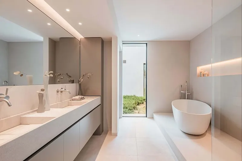 Newly built villa with two swimming pools in Portals Nous — photo 8