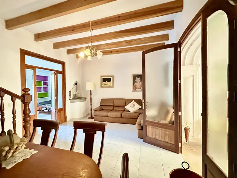 Rare opportunity… Historic village house with lots of potential for renovation in the heart of Porreres — photo 5