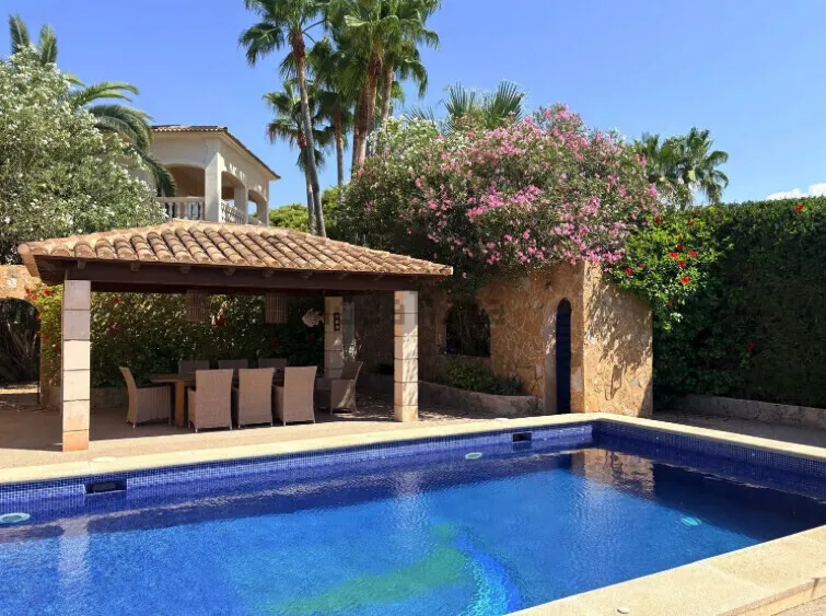 Mediterranean-style detached house with sea views and holiday rental licence in Cala Pi — photo 11