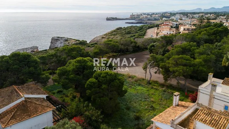 Urban plot with open sea views in a prime area of Porto Cristo — photo 1