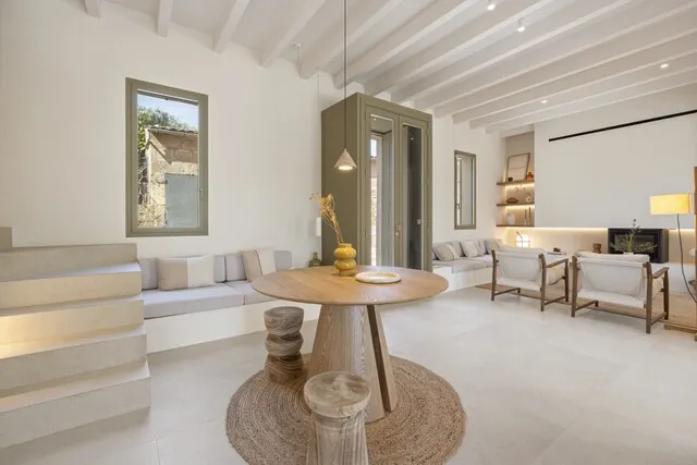 Renovated Townhouse with Pool for Sale in Ariany, Central Mallorca — photo 6