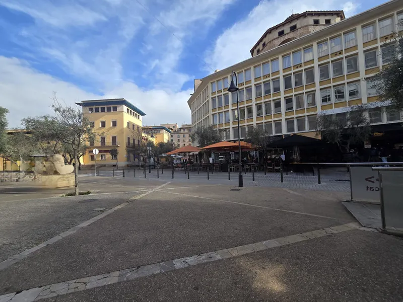Profitable premises for sale in Plaza de l'Olivar — photo 4