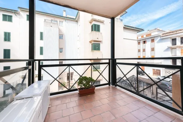 Apartment for sale 200m from the beach in Puerto Pollensa, North Mallorca — photo 2