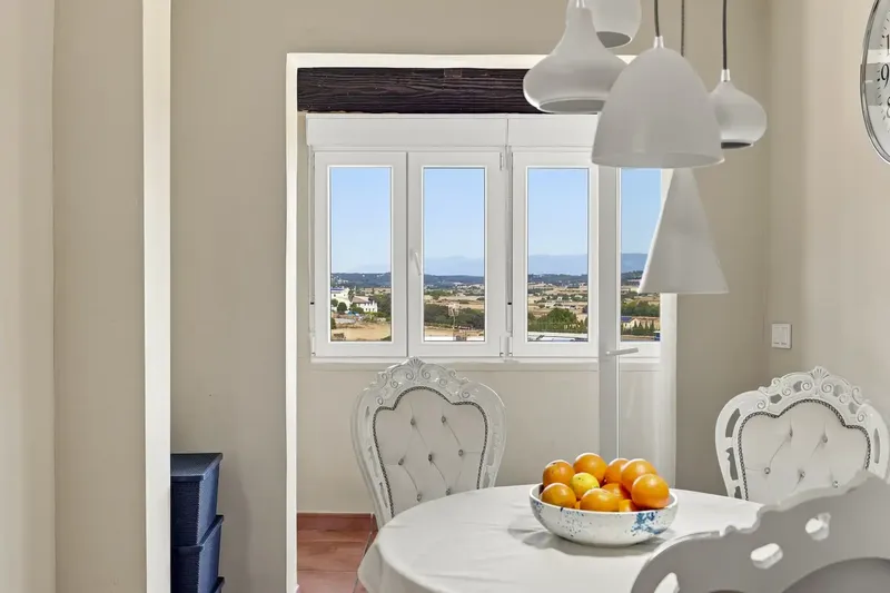 Serneholt Estate presenta en exclusiva este espectacular ático en Montuïri, que disfruta de excepcionales vistas panorámicas de 360 grados s — photo 12