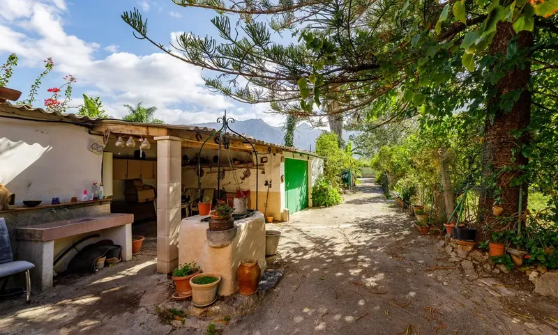 Majorcan house in Soller for renovation — photo 3