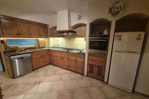 Llucmajor, spacious flat on Llucmajor Square for long-term rental — photo 3