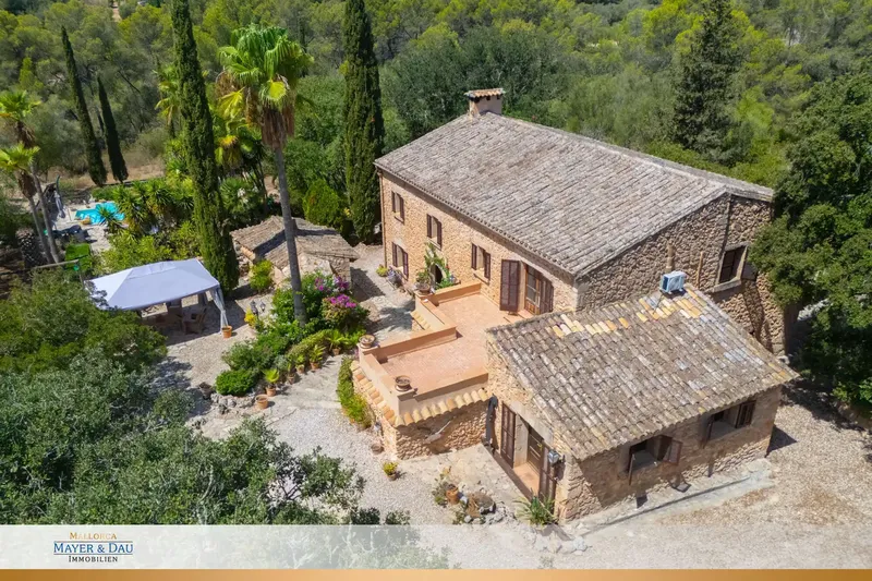 Historic estate in Algaida with panoramic views — photo 1