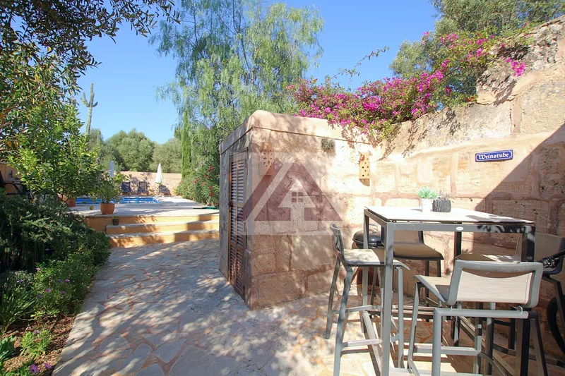 Village house for sale in Santanyi — photo 4