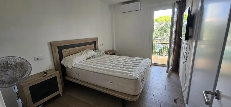From October to June (June included), temporary contract. €850. One pet allowed. — photo 12
