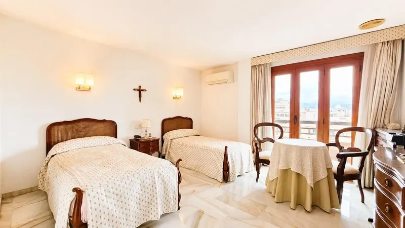 Spacious, bright with spectacular views. This magnificent 218 m2 apartment located in the sought-after area of Bons Aires offers an opportunity — photo 9