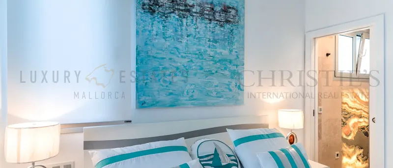 Luxury penthouse in Camp de Mar with sea view within walking distance to the beach and golf course — photo 11