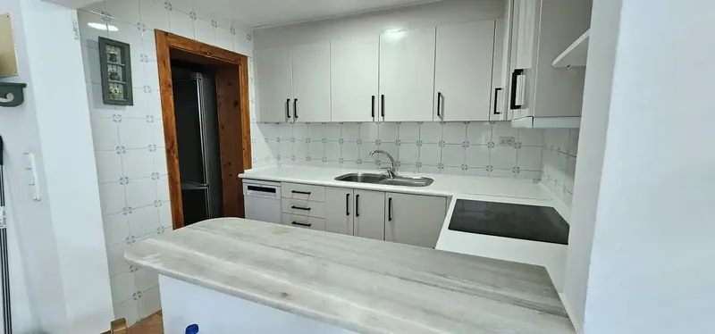 Casa Con Terraza Y Garaje. — photo 4