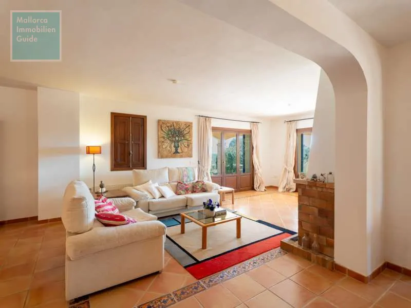 Son Carrió Finca with distant sea views and a small casita — photo 9
