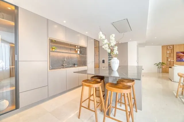 Flat for sale in Cort, Palma de Mallorca — photo 6