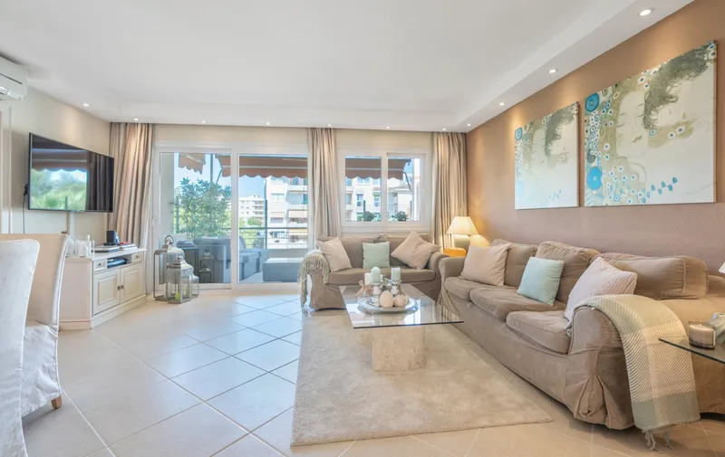 Delightful apartment in beach front residential community — photo 10