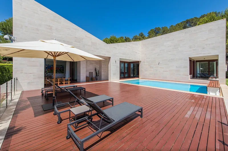 Spectacular modern villa overlooking Canyamel golf course and close to the sea — photo 7