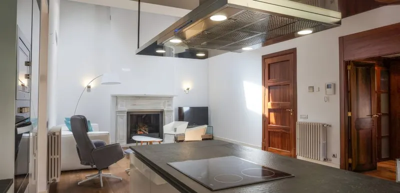 Attic apartment for rent next to Palma Cathedral in stately building — photo 6