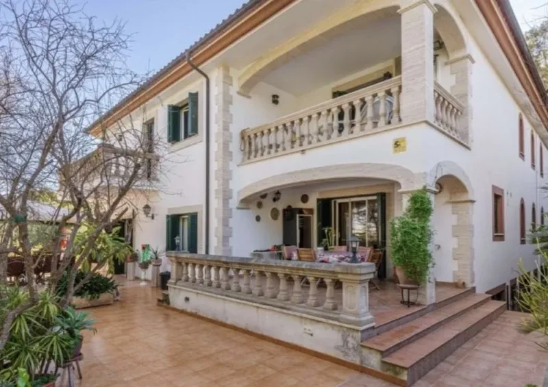 Elegant villa in the preferred residential area of Sol de Mallorca — photo 3