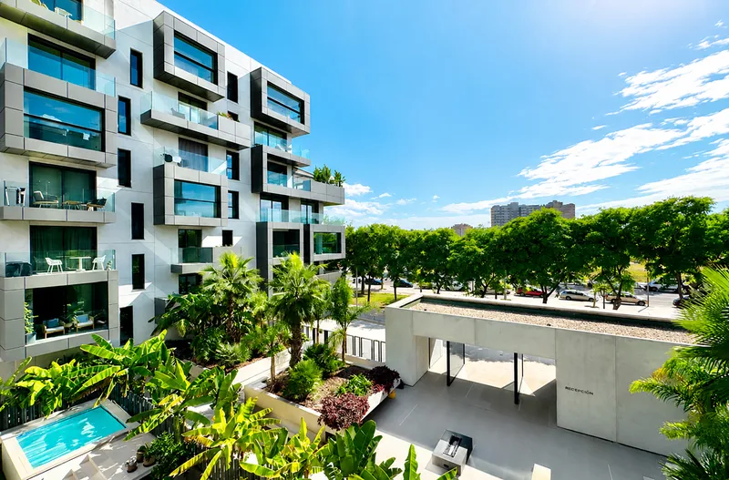 New modern apartment in a luxury residence in Palma Mas — photo 3