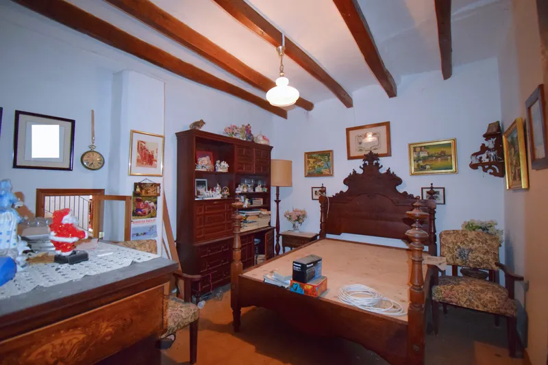 Traditional Mallorcan Property with Land and Great Renovation Potential in Sóller — photo 10