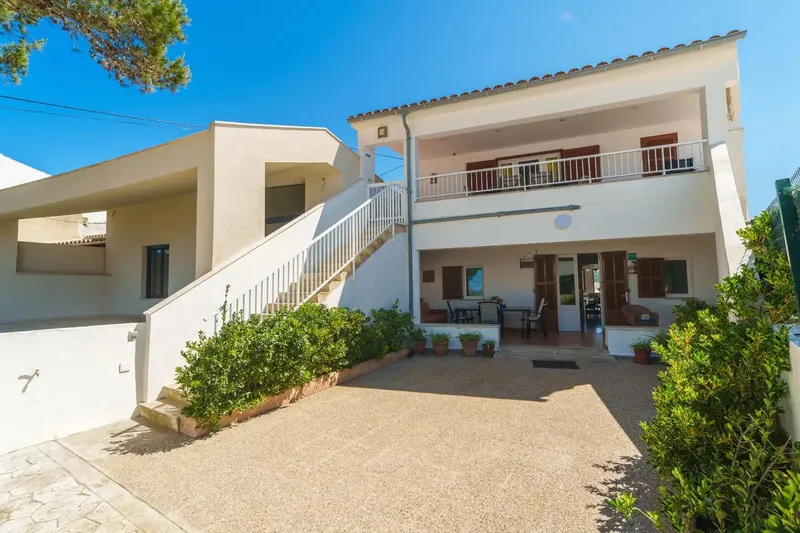 We present this exclusive property, located in the area of Sa Marina, Alcudia. The property is situated in a strategic — photo 6