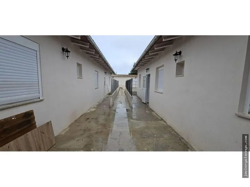 Independent house or chalet for sale in Calle ses Bones Dones — photo 2