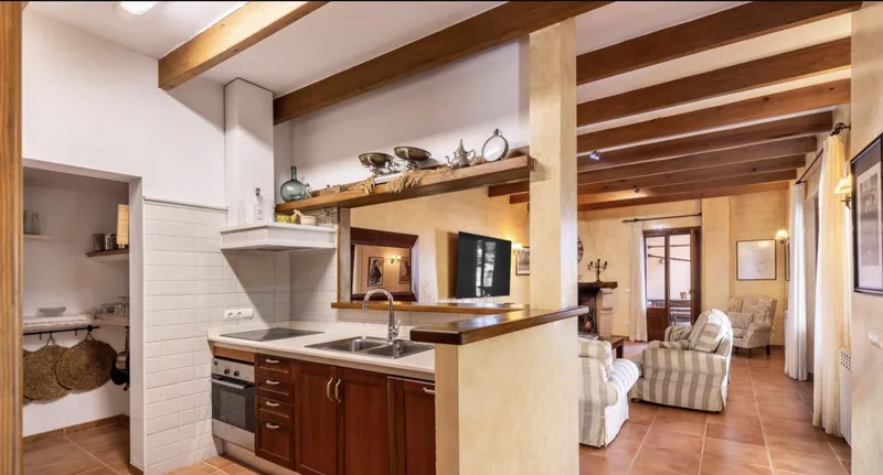 Villa in Deia with stunning views of the bay and direct access to the sea — photo 8