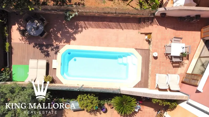Modern townhouse in Pórtol (2007) with 3 bedrooms and 2.5 bathrooms, large living-dining room with direct access to a private garden with pool — photo 11