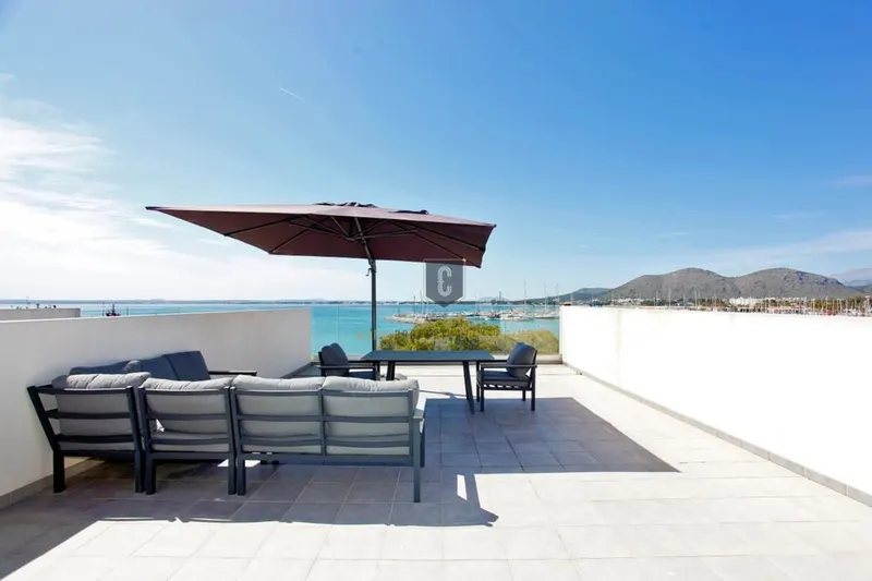 Penthouse port — photo 2