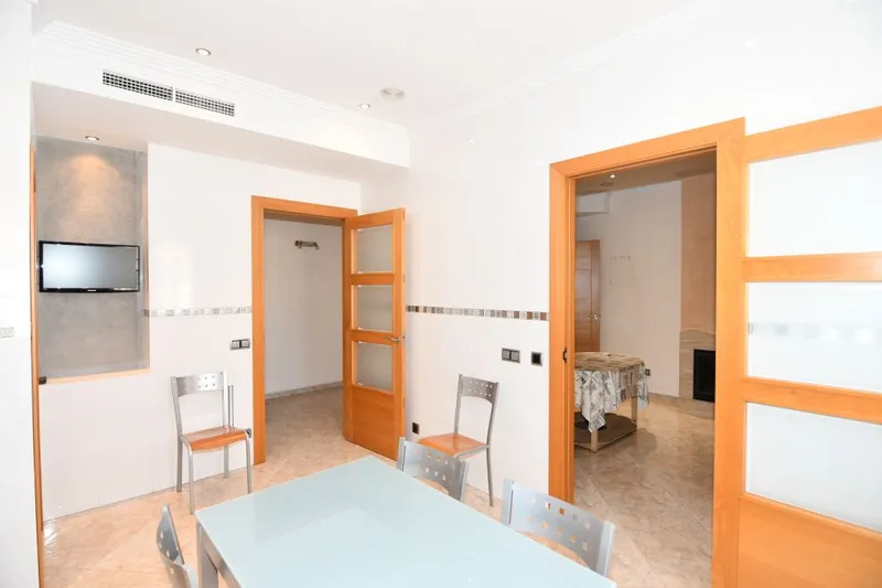 Large town house distributed in 2 apartments and a large garage in Felanitx — photo 7