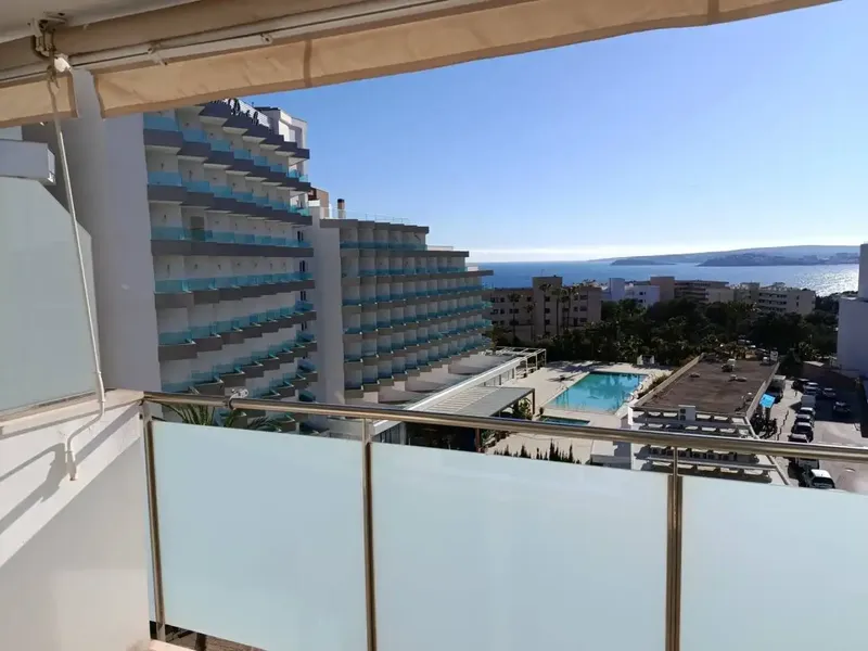 Exclusive apartment with sea views very close to the Puerto Portals marina — photo 2