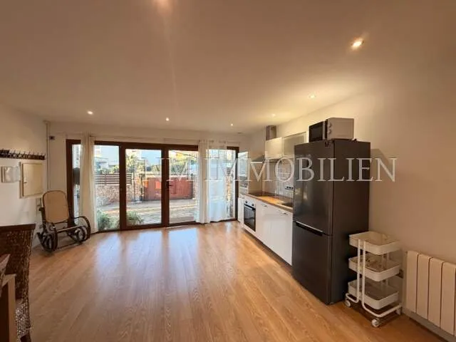 60m² Apartment with 2 rooms, bathroom and terrace for rent — photo 2