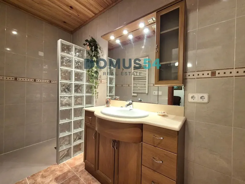 Discover this large traditional Mallorcan house in a quiet residential area of Santa Margalida, set on a plot of about 176 — photo 9