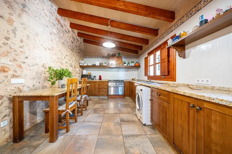 Charming country villa in Campos (Balearic Islands) on a 12,000 m2 plot with 340 m2 of built area, private pool and — photo 10