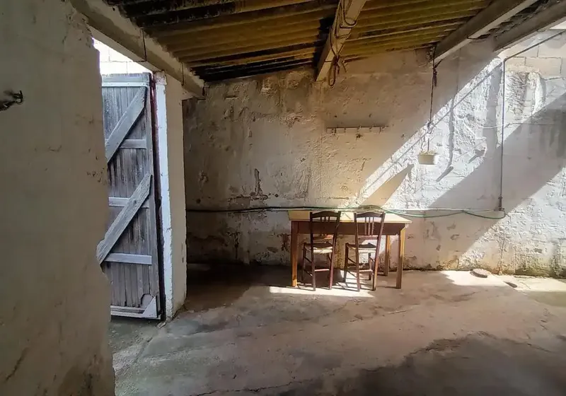 Well-maintained 2-storey village house with great potential, large garage, interior patio in the center of Es Llombards - Santanyí — photo 5