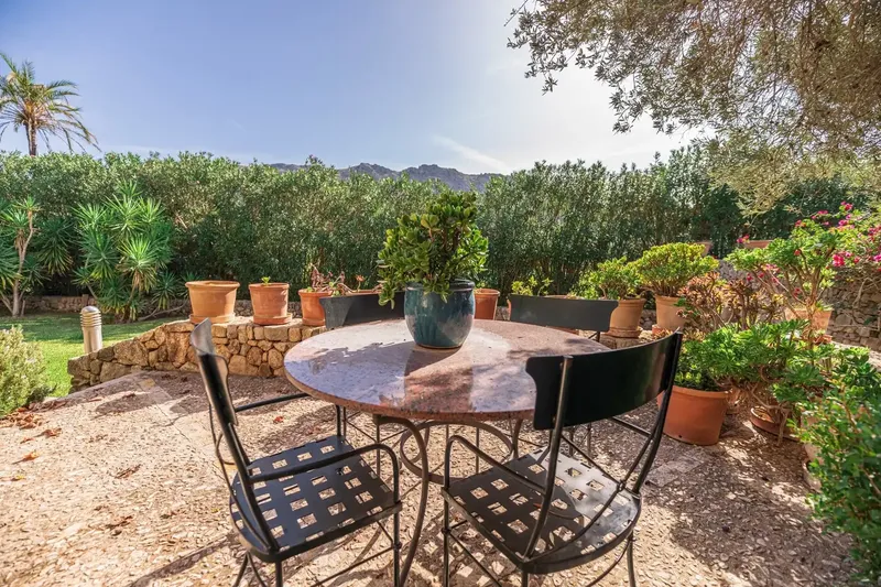 This beautiful Mallorcan finca has been carefully restored to a very high level, and now features all modern amenities — photo 12