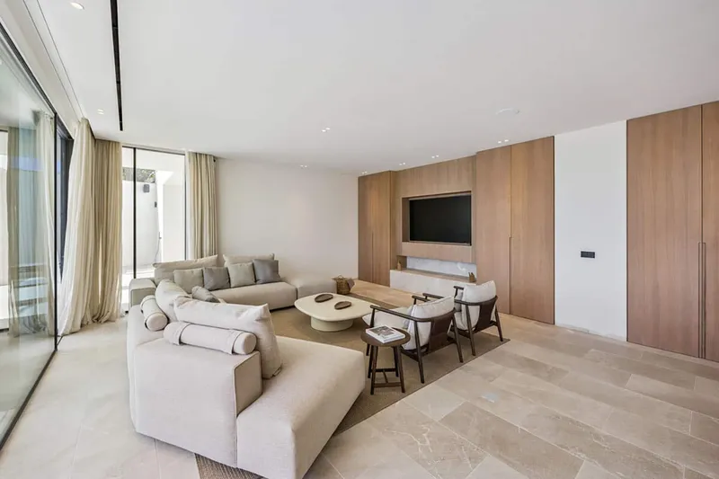 Impressive villa near Palma — photo 6