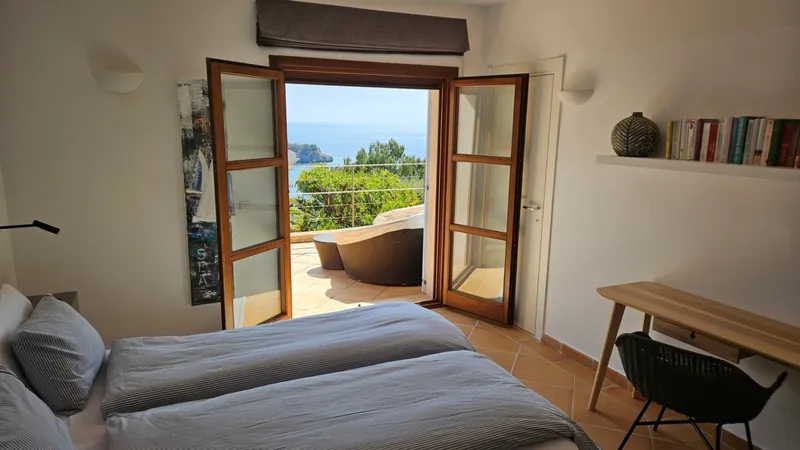 Exclusive dream villa with spectacular sea view in Port Andratx — photo 10