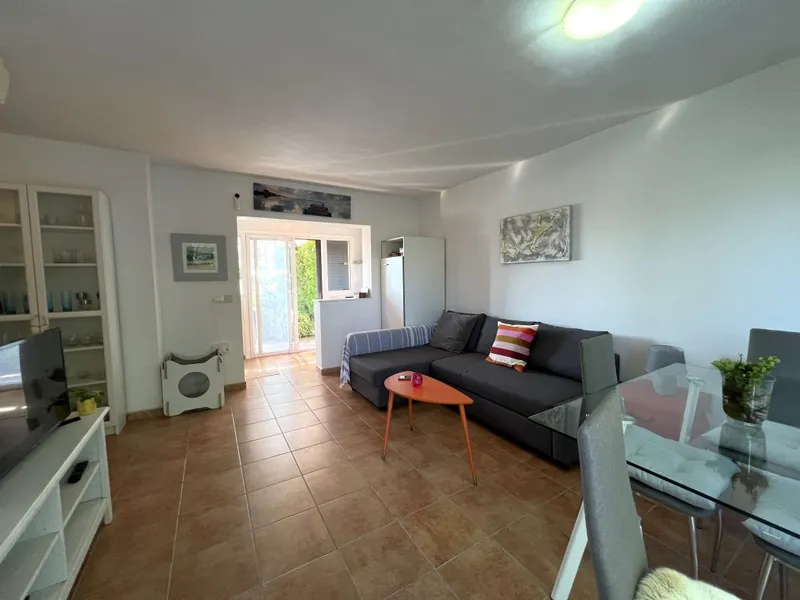 Charming Ground Floor Apartment for Sale in Badia Blava — photo 6