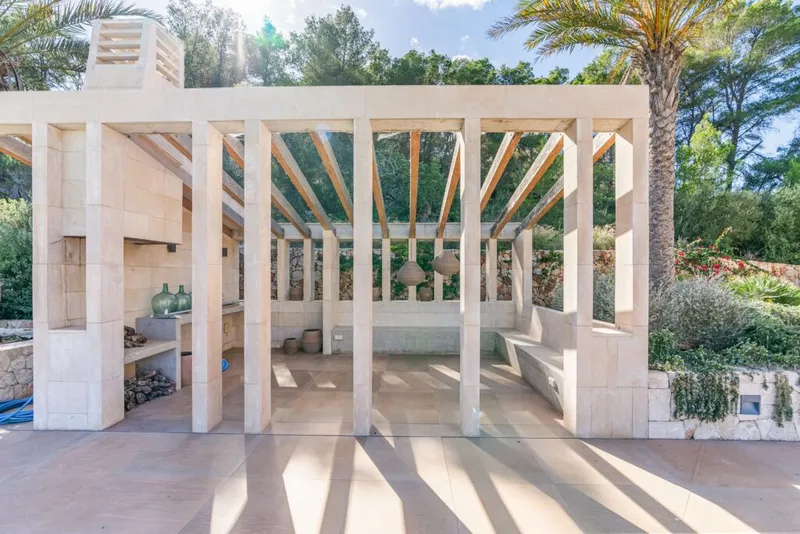 Luxury Finca Retreat in Southeastern Mallorca — photo 3