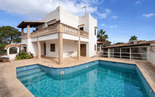 Design instead of compromise – house with sea views and roof terrace in Cala Llombards — photo 2