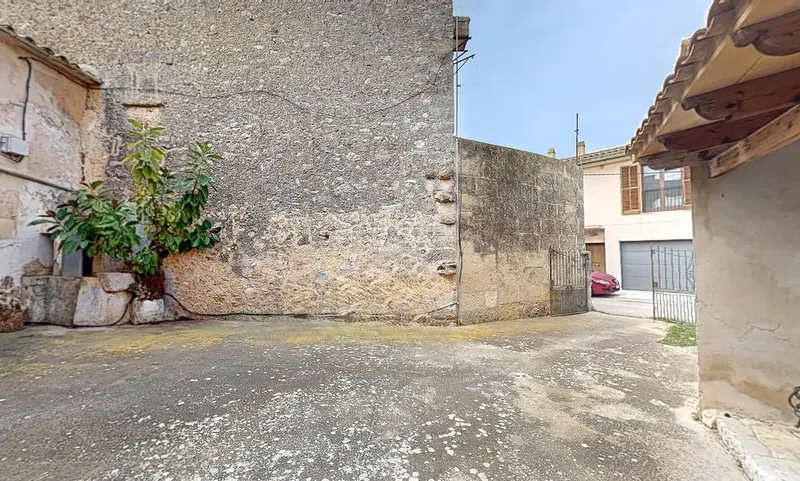 Large traditional house to renovate in Ses Alqueries — photo 6