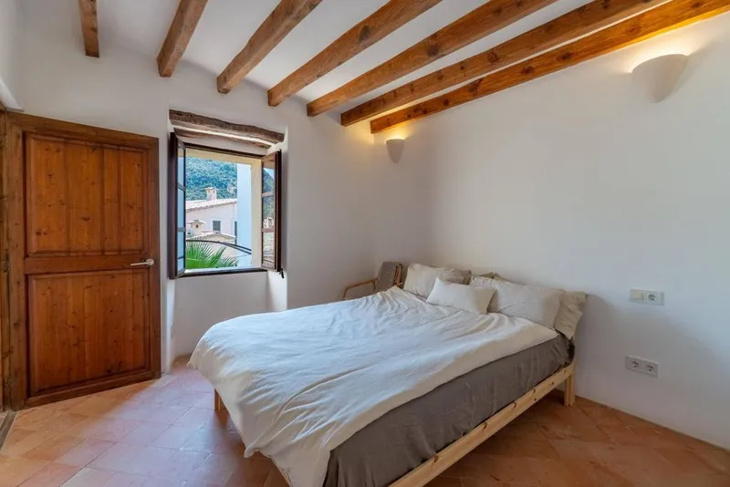 Luxury home in Puigpunyent, Province of Balearic Islands — photo 11