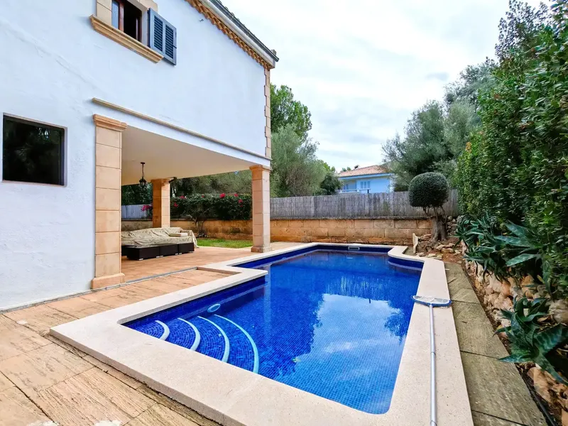 This beautiful villa in Cielo de Bon Aire offers a rare combination of luxury living and the opportunity to fully exploit the potential of — photo 4