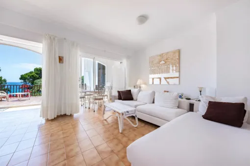 Manacor, beautiful ground-floor apartment in Cala Mandia with a garden — photo 5