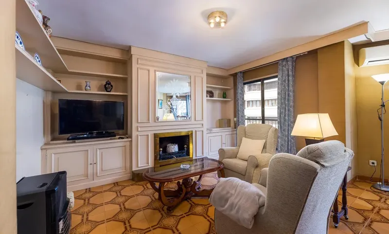 Spacious apartment with possibility of parking on Calle Ar... — photo 3