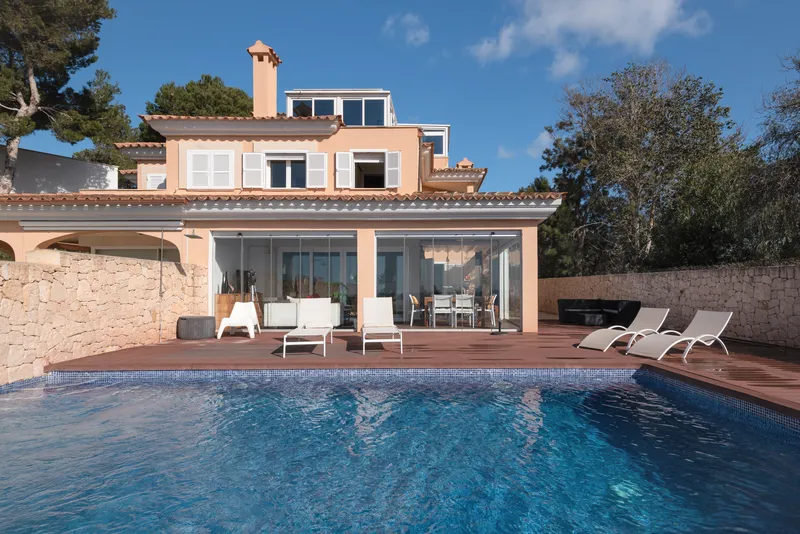 Fabulous villa overlooking the sea, urbanization Puig de Rós, Mallorca. — photo 3