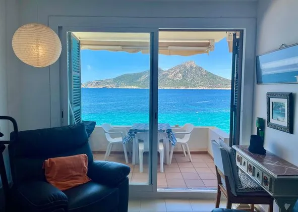 Flat / apartment in Calle Cala en Basset, Sant Elm, Andratx — photo 1