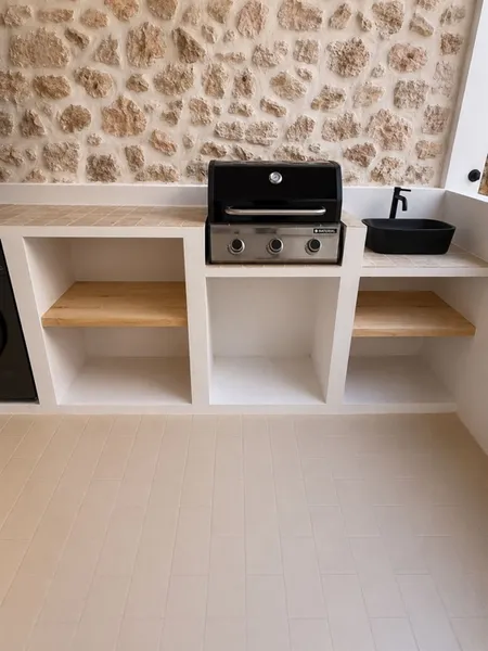Stylishly renovated townhouse with terrace for sale in Llucmajor — photo 3